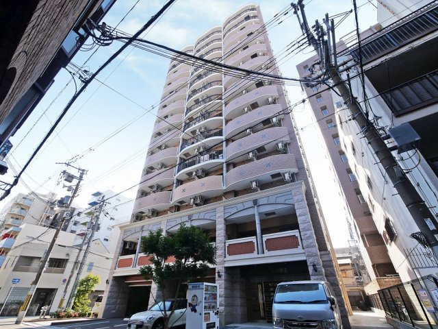 Luxe布施駅前の外観