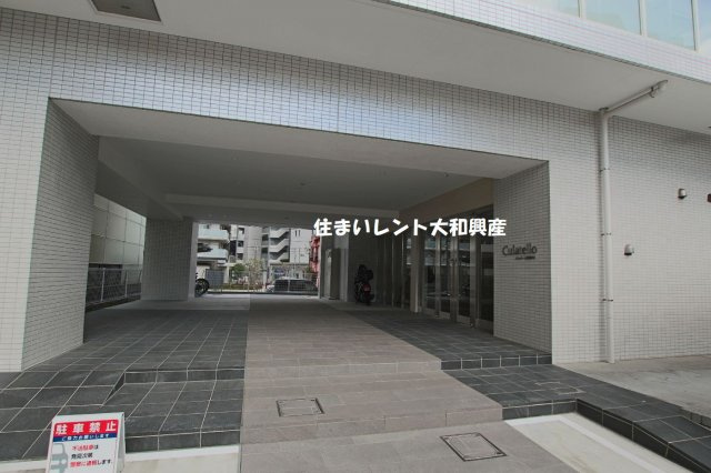 クラッテーロ相模ヶ丘のエントランス
