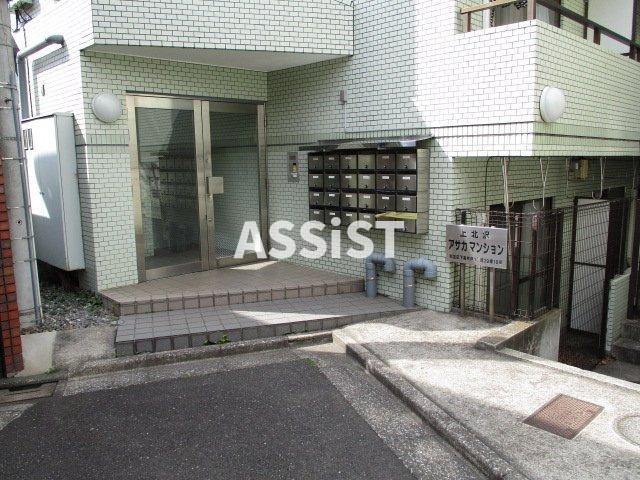 上北沢アサカマンションのエントランス