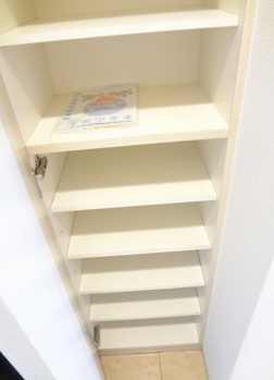 【玄関】 | プレール高円寺 | シューズボックス完備。