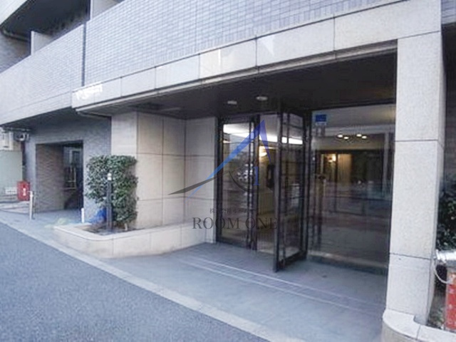 ルーブル白金高輪弐番館のエントランス|エントランスです。