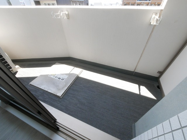 リアライズ布施駅前のバルコニー