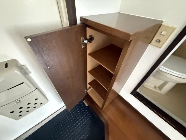 メゾン香枦園の玄関