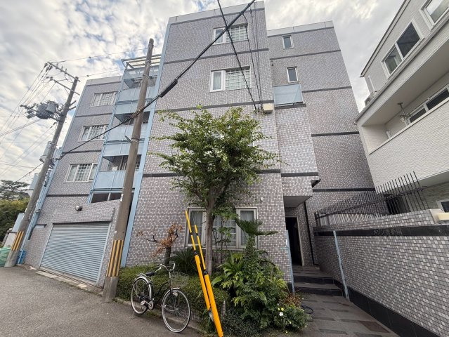 メゾン香枦園の外観