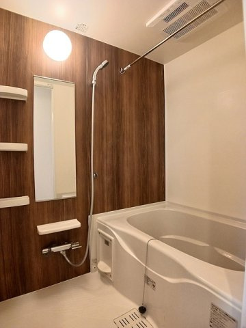 マンス　シャンの浴室