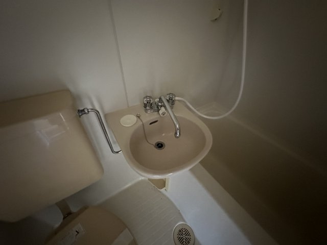 川崎市多摩区西生田３丁目のアパートの洗面所|同間取り2階別部屋参考写真