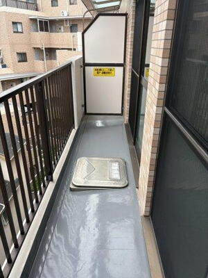 【バルコニー】