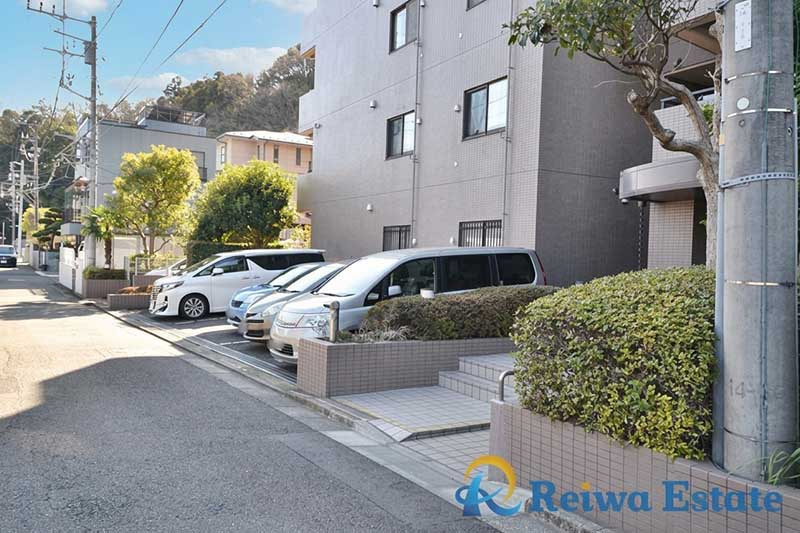 藤沢西ガーデンハウスの駐車場