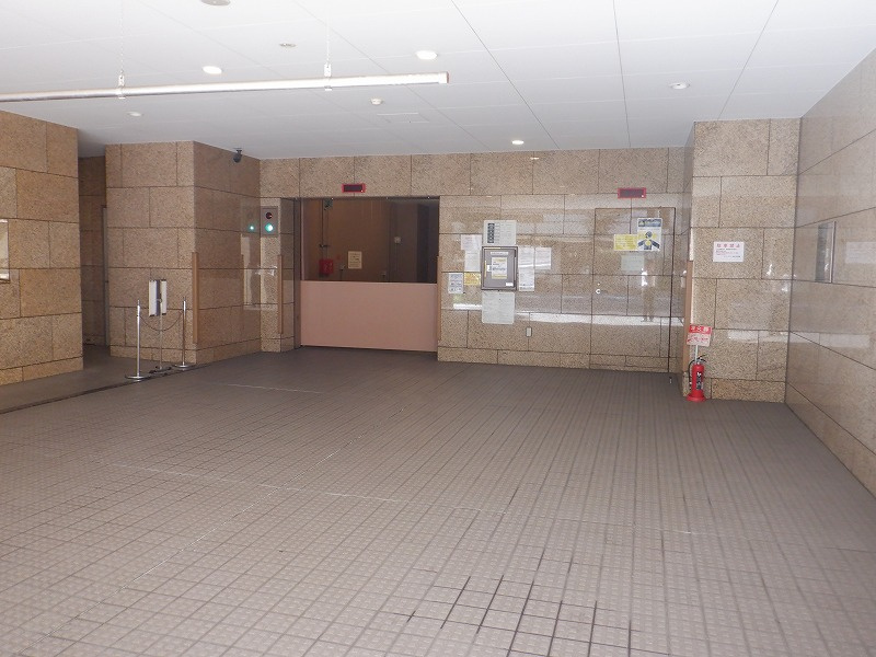 シティタワー池袋の駐車場