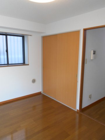 板橋区幸町の賃貸マンションの収納