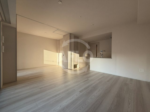 シーンズ南森町　堀川小学校区の居間・リビング