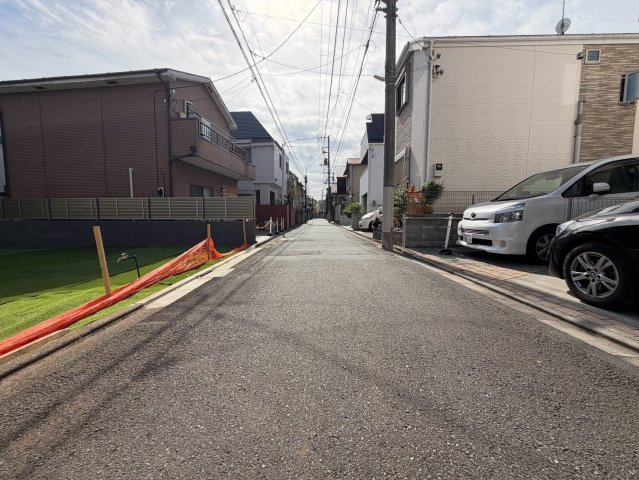 中野区南台２丁目　土地　の前面道路含む現地写真|現地外観写真になります。
前面道路も広々です。