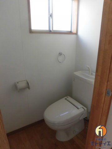 スカイサンフラワーのトイレ|清潔感のあるトイレです