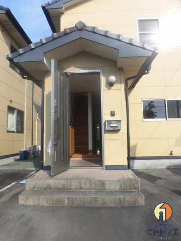 スカイサンフラワーのエントランス|建物の内部です