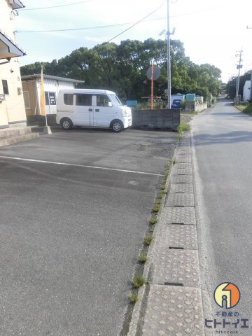 スカイサンフラワーのその他共用部分|間口です