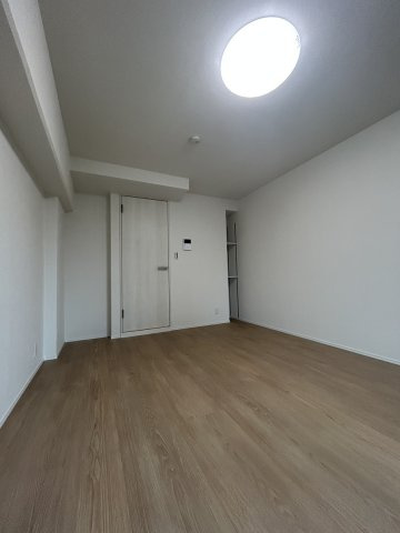 市ヶ谷春日マンションの洋室|コンパクトで使いやすい洋室です