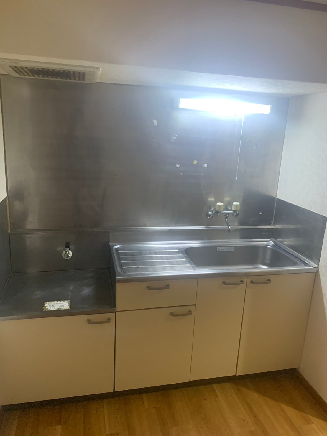 K-FLAT川戸のキッチン