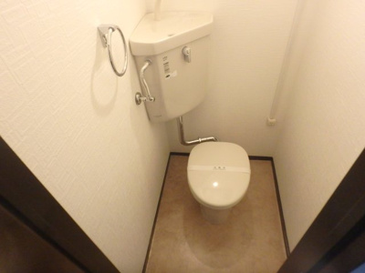 【トイレ】 | シャンベルタン女学院通り | シンプルで使いやすいトイレです