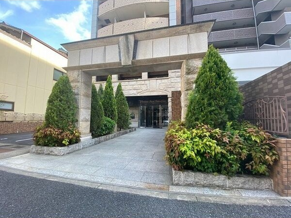 プレサンス泉アーバンゲートの周辺
