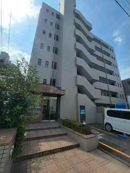 桜山アネックスの外観