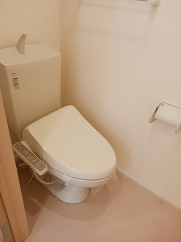 【トイレ】 | コンフォール矢三　Ｃ | 落ち着いた色調のトイレです
