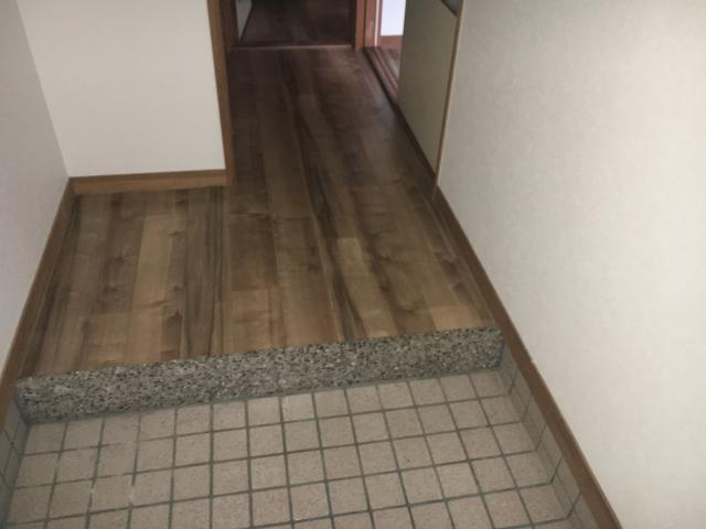ハイムFの玄関