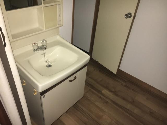 ハイムFの洗面所
