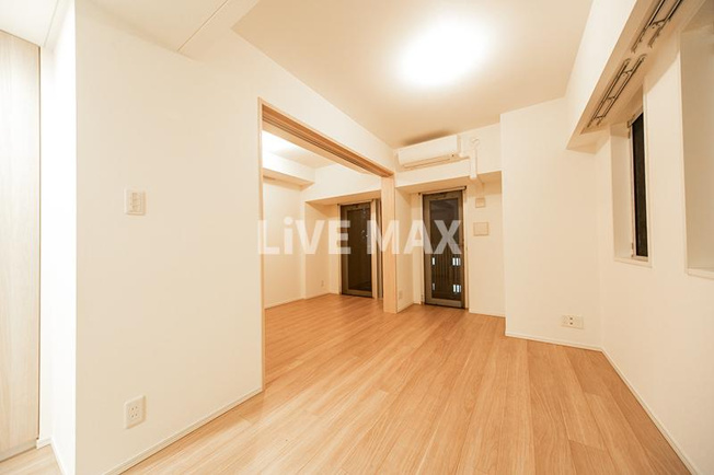 【居間・リビング】ＪＰ　ｎｏｉｅ　上野稲荷町