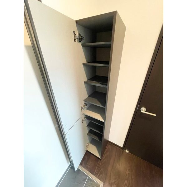 i・Room並木(アイルームナミキ)　名古屋市賃貸　仲介手数料無料の玄関
