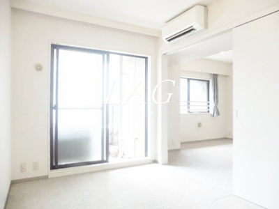 【居間・リビング】 | フルール田町 | 洋室のお部屋です。