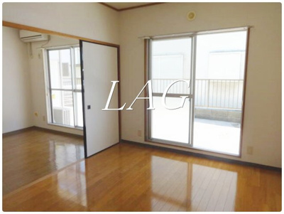 【居間・リビング】 | オークヒル元住吉 | 洋室のお部屋です。
