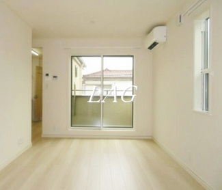 【居間・リビング】 | リエゾン池上 | 洋室のお部屋です。