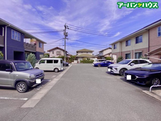 ぽてと　Ｂ棟の駐車場