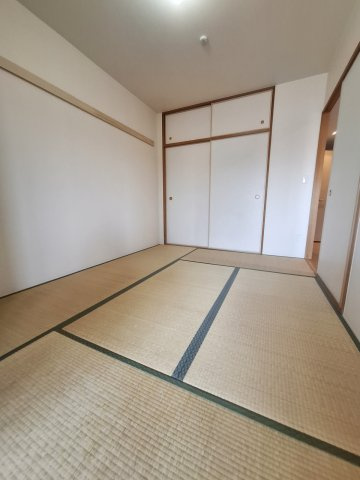 ハイツ甲四公園の和室