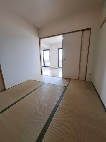 ハイツ甲四公園の和室