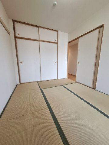 ハイツ甲四公園の和室