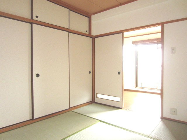 【寝室】 | サンメゾン二色