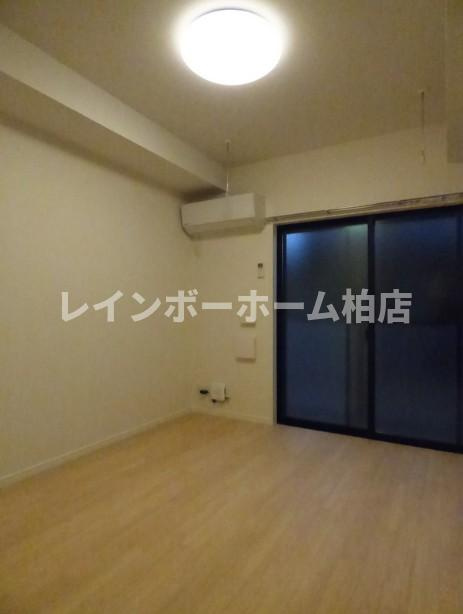 特典：仲介手数料が無料です!!の洋室|個人の部屋や寝室として使える洋室です