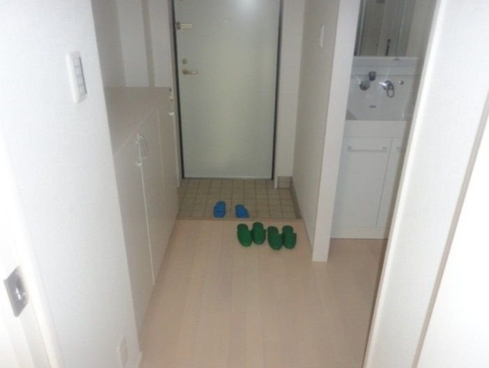 ラビエール常磐の玄関|※別部屋参考写真
