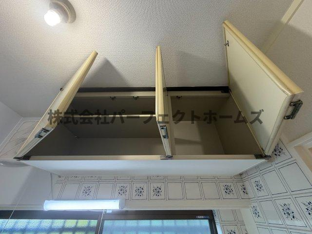 招提大谷戸建　賃貸の収納|たっぷりとした収納スペースです