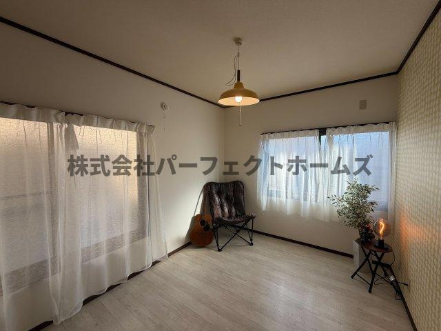 招提大谷戸建　賃貸の洋室|ゆったりした洋室です