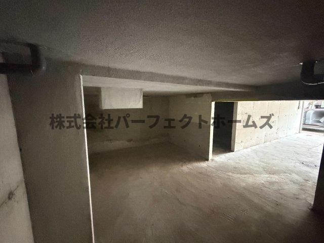 招提大谷戸建　賃貸の駐車場