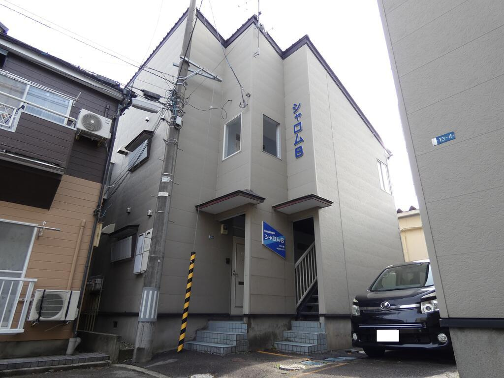 シャロムBの外観