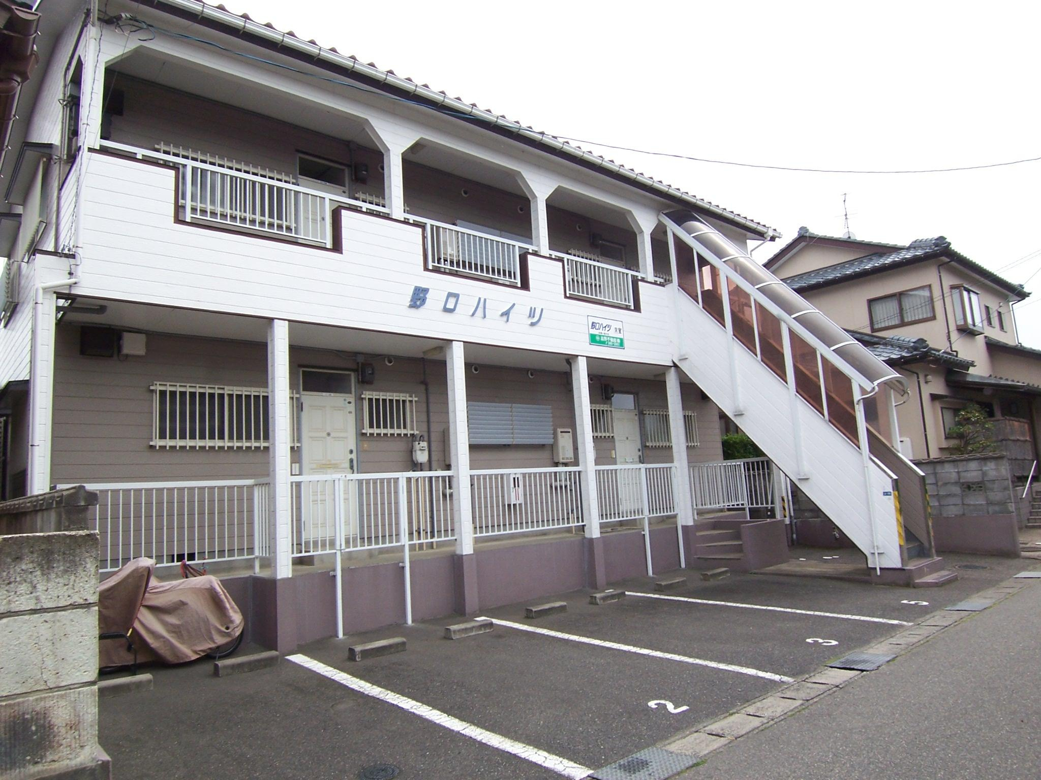 野口ハイツの外観