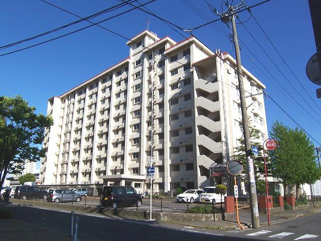 駅南ハイツの外観