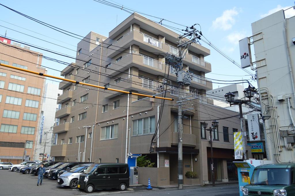 パルナスの外観
