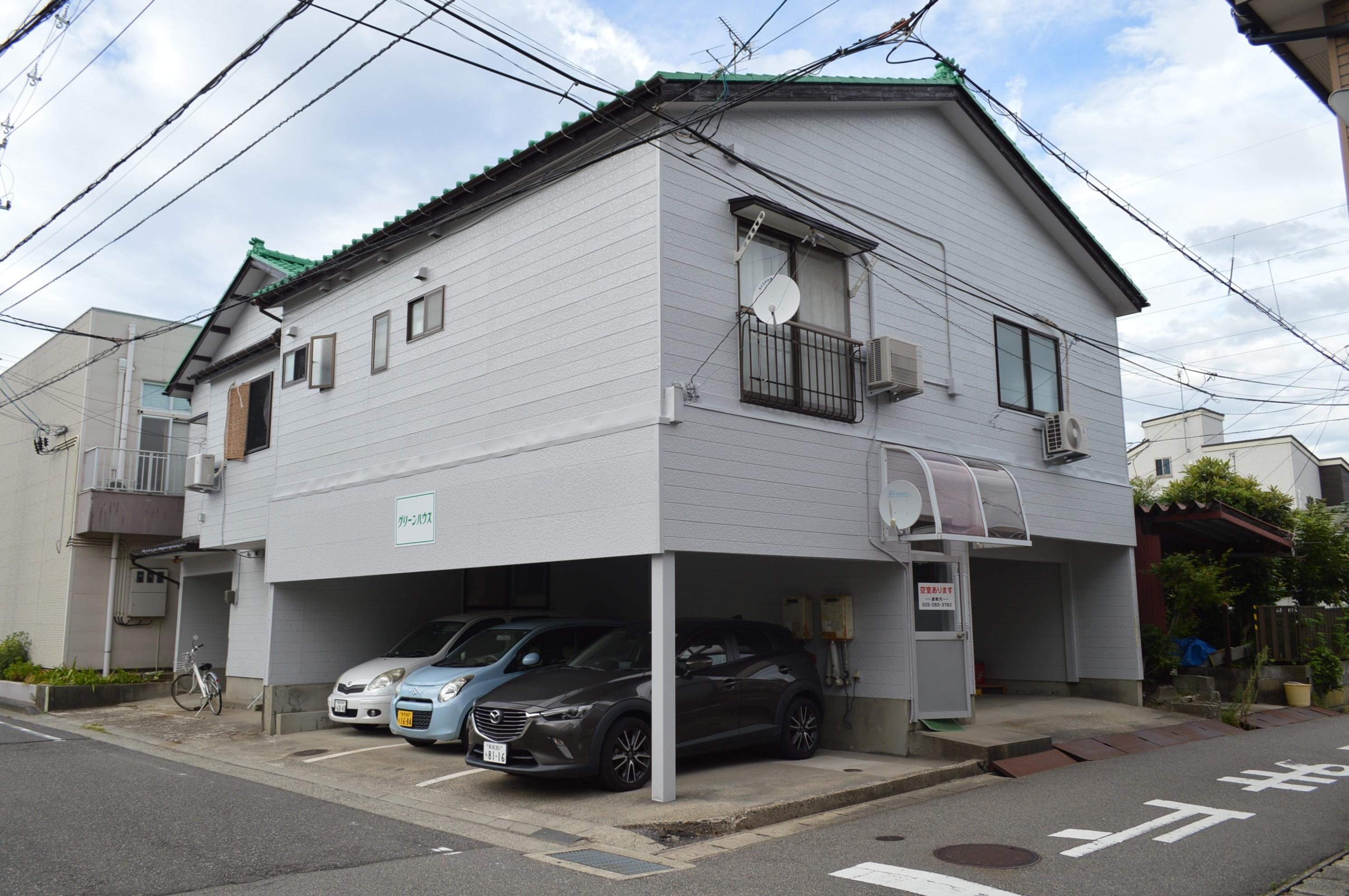 グリーンハウスの外観