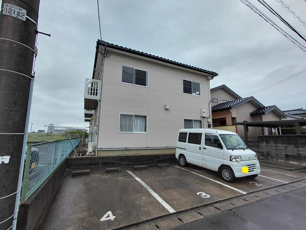エステートピア長潟の外観