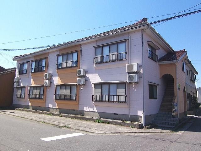 イートピアサムの外観