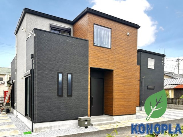 【中古戸建】伊勢崎市宮前町の外観|■外観｜土日のご見学はもちろん、平日・夜間のご案内も大歓迎です♪「今から見たい」や「仕事終わりに見たい」にもご対応できますのでお気軽にお問い合わせください♪